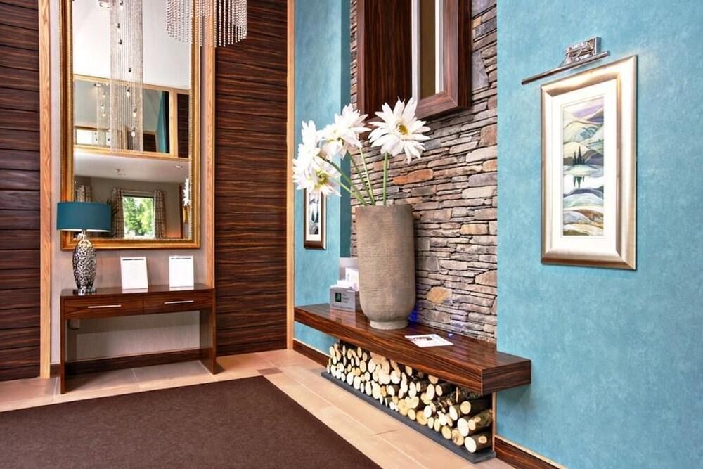 Windermere At The Wateredge 4*