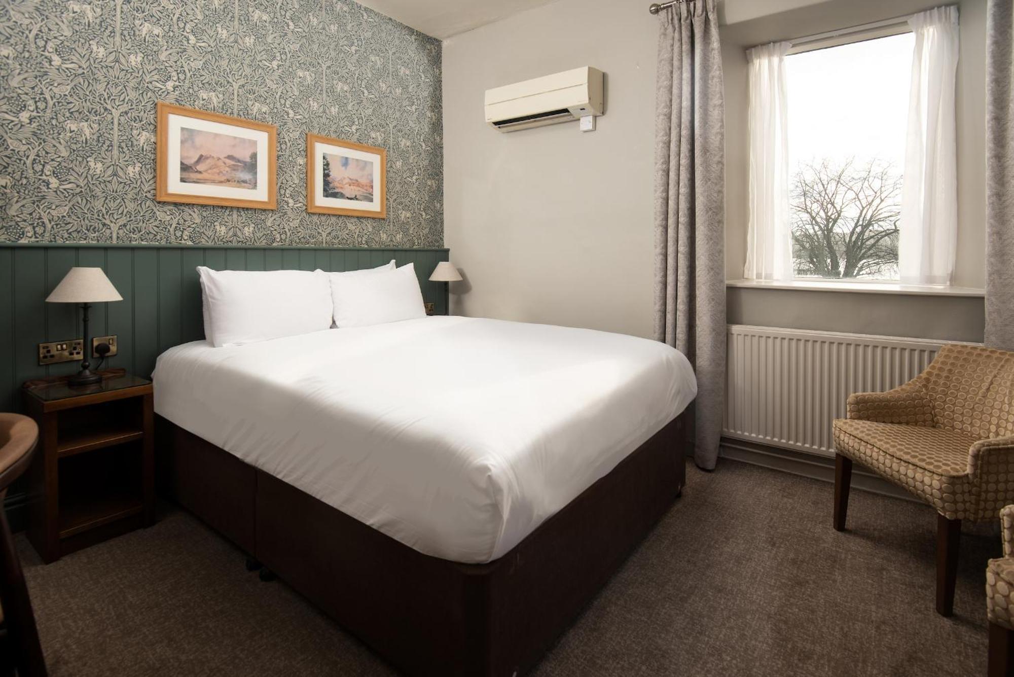 Hotel Windermere At The Wateredge 4*